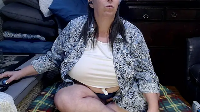 ladyscarlotta online show from 02-02-25, 07:35