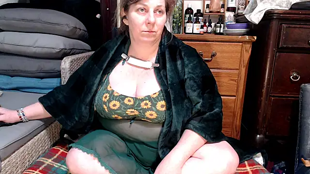 ladyscarlotta online show from 02-27-25, 08:42