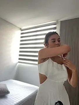 AmmyCollinsW online show from 01-26-25, 07:09