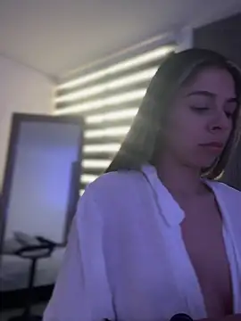 AmmyCollinsW online show from 03-13-25, 08:43