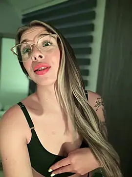 AmmyCollinsW online show from 03-13-25, 11:49