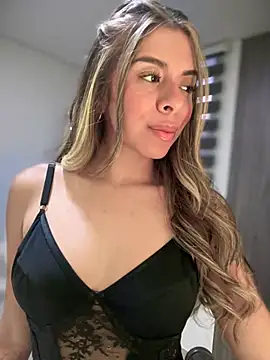 AmmyCollinsW online show from 03-19-25, 11:14