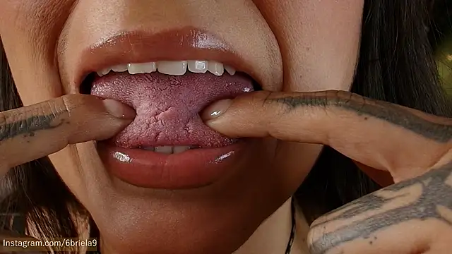 6Briela9  online show from 03-07-26, 05:54