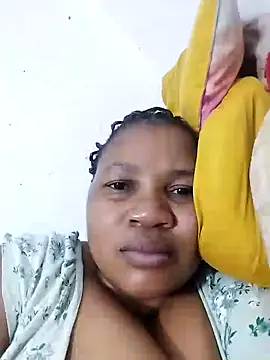 Snapshot of Bustyslave48 chatting on 10-14-25, 06:52 Bustyslave48 online show from 10-14-25, 06:52