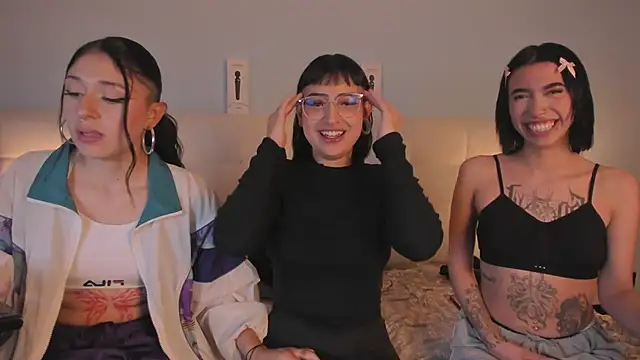 Cintya Kros online show from 02-01-25, 04:56