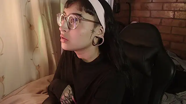 Cintya Kros online show from 04-07-26, 10:31