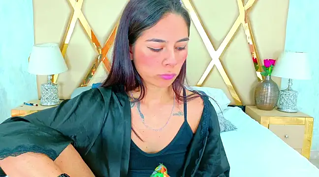 NicoleEsposito online show from 03-15-25, 04:35