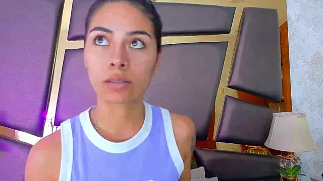 NicoleEsposito online show from 10-09-25, 12:58