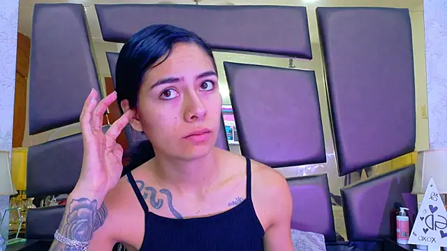 NicoleEsposito online show from 04-24-26, 12:40