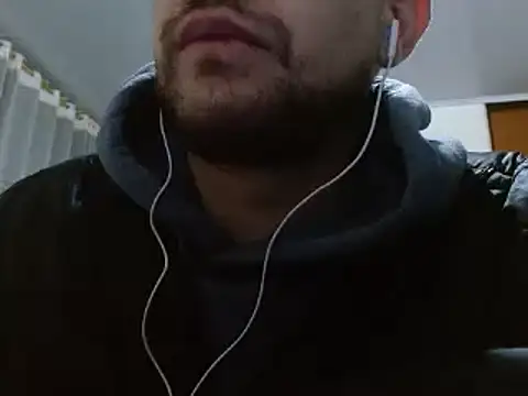 Snapshot of camiloking1720 chatting on 12-02-24, 03:14 camiloking1720 online show from 12-02-24, 03:14