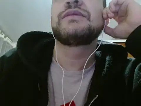 Snapshot of camiloking1720 chatting on 12-04-24, 05:38 camiloking1720 online show from 12-04-24, 05:38