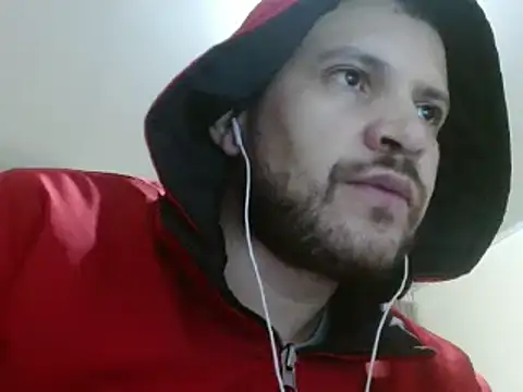 Snapshot of camiloking1720 chatting on 01-25-25, 11:44 camiloking1720 online show from 01-25-25, 11:44