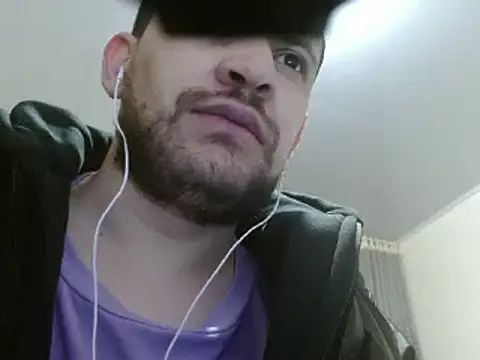 Snapshot of camiloking1720 chatting on 01-30-25, 09:58 camiloking1720 online show from 01-30-25, 09:58