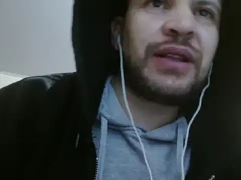 Snapshot of camiloking1720 chatting on 02-19-25, 04:55 camiloking1720 online show from 02-19-25, 04:55