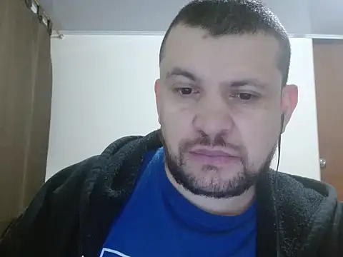 Snapshot of camiloking1720 chatting on 02-28-26, 01:28 camiloking1720 online show from 02-28-26, 01:28