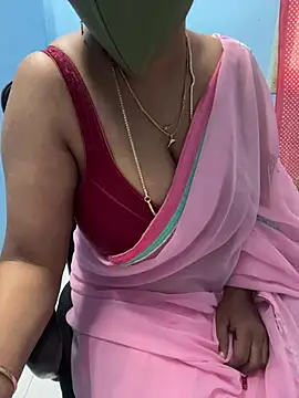 Snapshot of sajeetha chatting on 12-22-24, 08:38 sajeetha online show from 12-22-24, 08:38