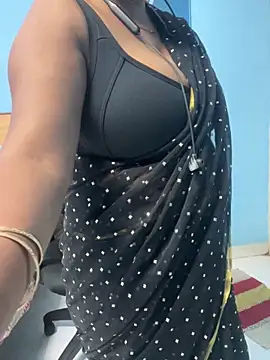 Snapshot of sajeetha chatting on 03-17-25, 01:29 sajeetha online show from 03-17-25, 01:29