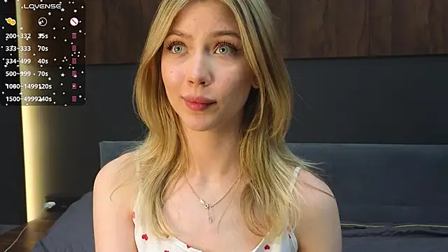 Snapshot of Rainaslater chatting on 02-20-25, 07:52 Rainaslater online show from 02-20-25, 07:52