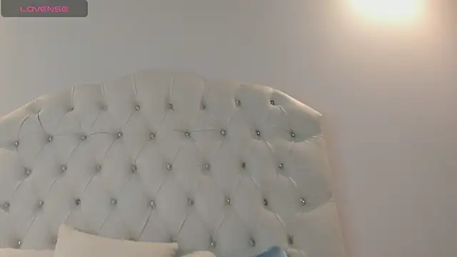 brithany rousee online show from 11-06-25, 02:07