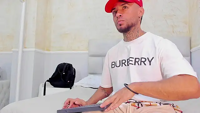 BruceNixon online show from 02-11-25, 07:59