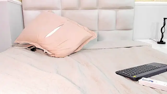 BruceNixon online show from 02-11-25, 11:01