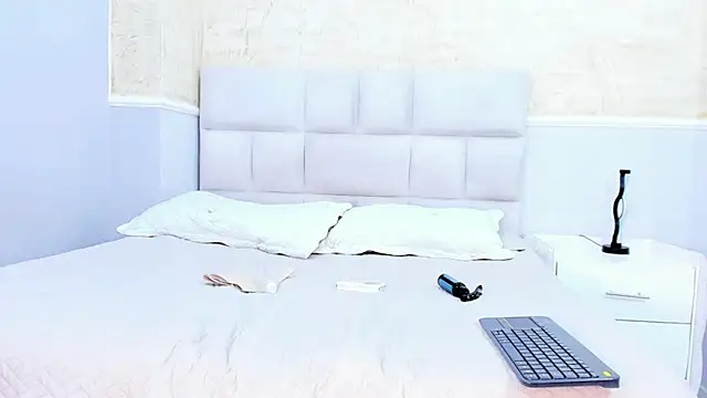 BruceNixon online show from 02-12-25, 11:41