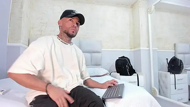 BruceNixon online show from 02-14-25, 08:26