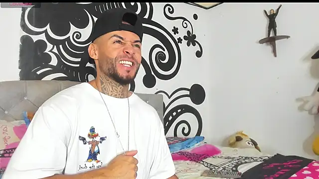 BruceNixon online show from 10-08-25, 07:44