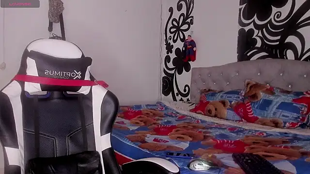 BruceNixon online show from 10-21-25, 09:04