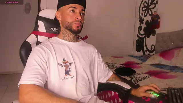 BruceNixon online show from 10-22-25, 08:52