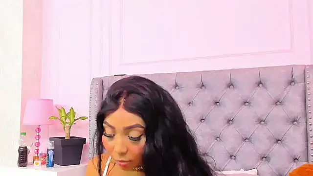 HaileeRoberts online show from 01-08-26, 12:18