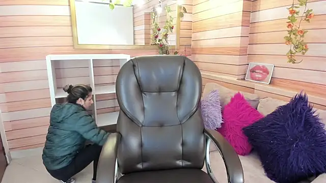 Victoria collins 1 online show from 03-28-26, 10:48