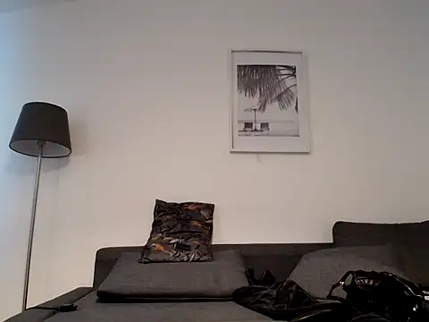 Snapshot of Dulce_hot_23_ chatting on 06-11-26, 04:05 Dulce hot 23 online show from 06-11-26, 04:05