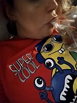 Snapshot of nazii010 chatting on 11-27-25, 07:38 nazii010 online show from 11-27-25, 07:38