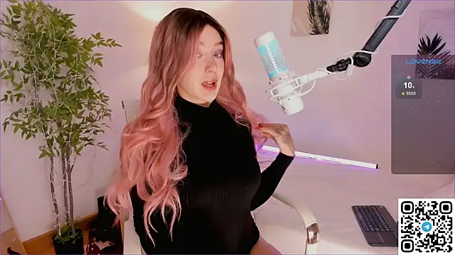 AngelPaull online show from 10-17-25, 08:11