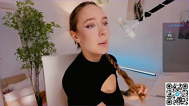 AngelPaull online show from 10-27-25, 09:30