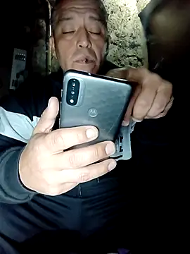 Snapshot of rodrig6987_1 chatting on 09-13-25, 01:27 rodrig6987 1 online show from 09-13-25, 01:27