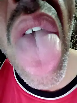 Snapshot of rodrig6987_1 chatting on 10-02-25, 03:02 rodrig6987 1 online show from 10-02-25, 03:02