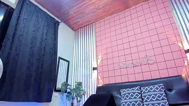 Snapshot of antony_bigdick_ chatting on 01-18-25, 01:19 antony bigdick  online show from 01-18-25, 01:19