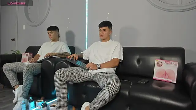 Cristopher strong online show from 01-15-25, 12:36