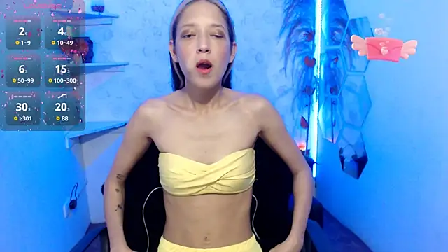 Snapshot of ZoePrest_ chatting on 01-30-25, 05:41 ZoePrest online show from 01-30-25, 05:41