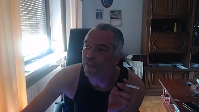 Snapshot of JohnnyD80 chatting on 06-15-26, 01:35 JohnnyD80 online show from 06-15-26, 01:35