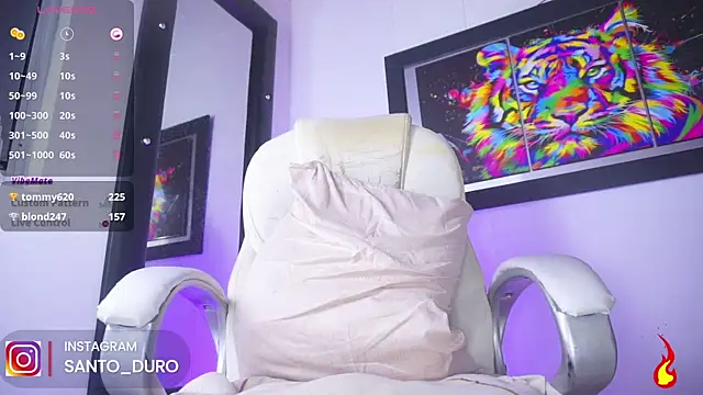 Snapshot of king_hard chatting on 03-17-25, 06:18 king hard online show from 03-17-25, 06:18