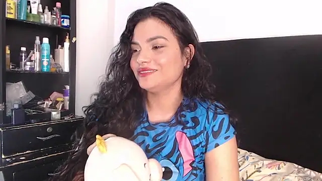 lolaa staars online show from 02-28-25, 03:26