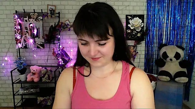 Darina M  online show from 01-22-25, 01:32