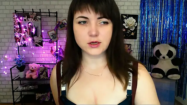 Darina M  online show from 01-24-25, 05:53