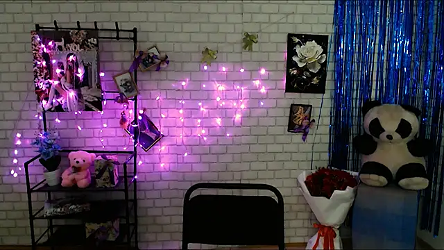 Darina M  online show from 01-25-25, 09:04