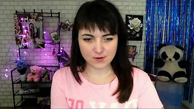 Darina M  online show from 01-25-25, 12:16