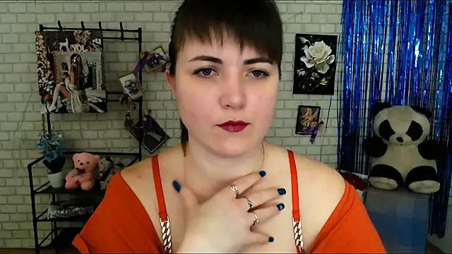 Darina M  online show from 01-30-25, 05:52