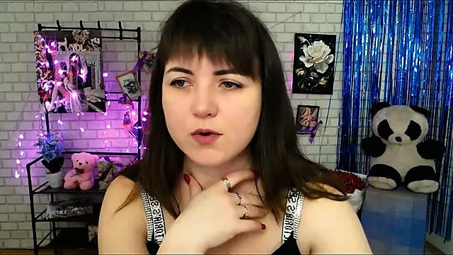 Darina M  online show from 02-05-25, 05:52